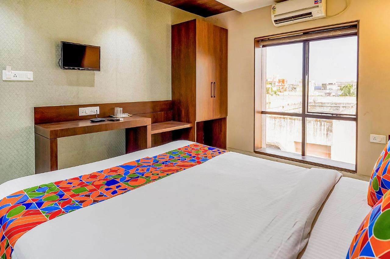 Fabhotel Eros 211 - Nr Sreebhumi Kalkutta Kültér fotó
